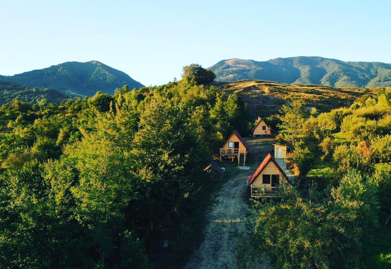 Cabanele Lu' Dinu Campingplatz *